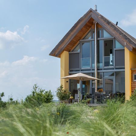 Ostsee - Reetdachhaus Nr 7 "Haddock" Im Strand Resort Гайлігенгафен Екстер'єр фото