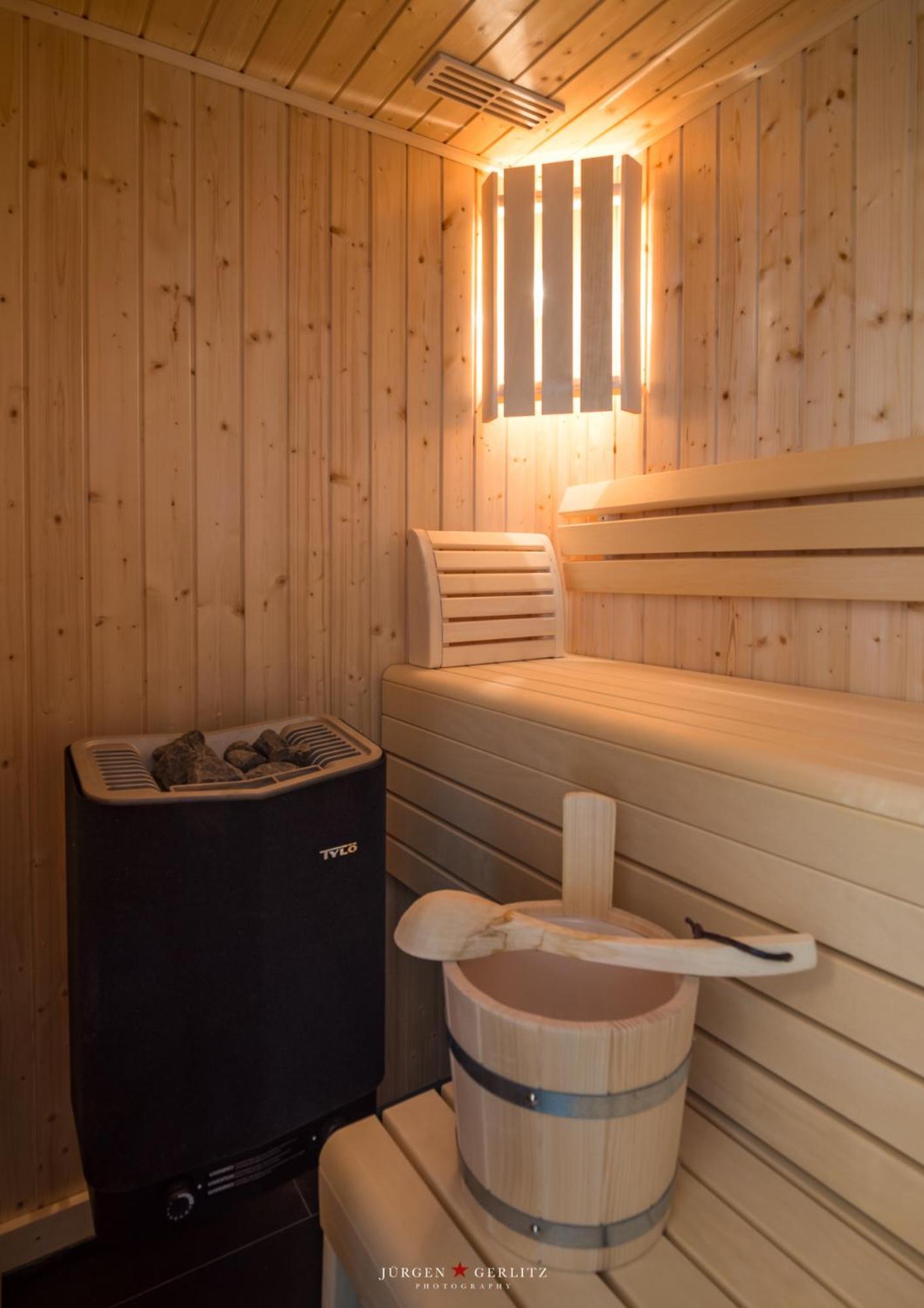Ostsee - Reetdachhaus Nr 7 "Haddock" Im Strand Resort Гайлігенгафен Екстер'єр фото