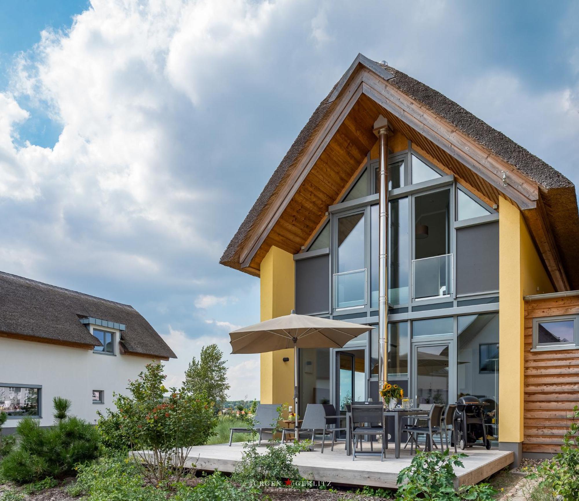 Ostsee - Reetdachhaus Nr 7 "Haddock" Im Strand Resort Гайлігенгафен Екстер'єр фото